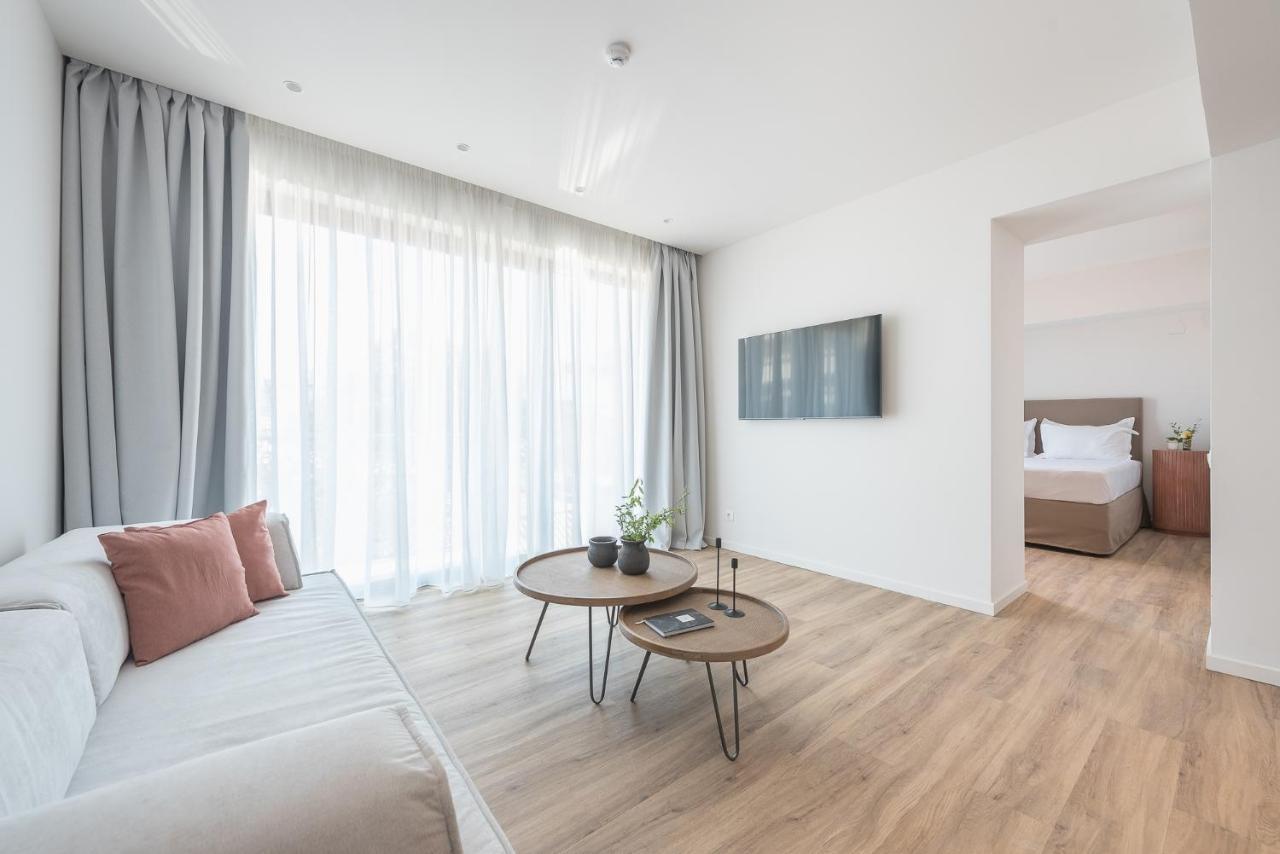 Ceramian Aparthotel *