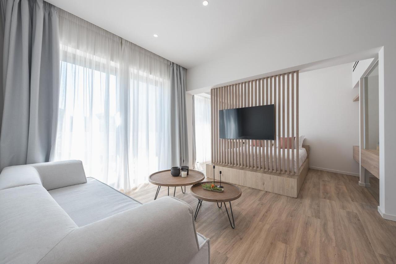 Ceramian Aparthotel *